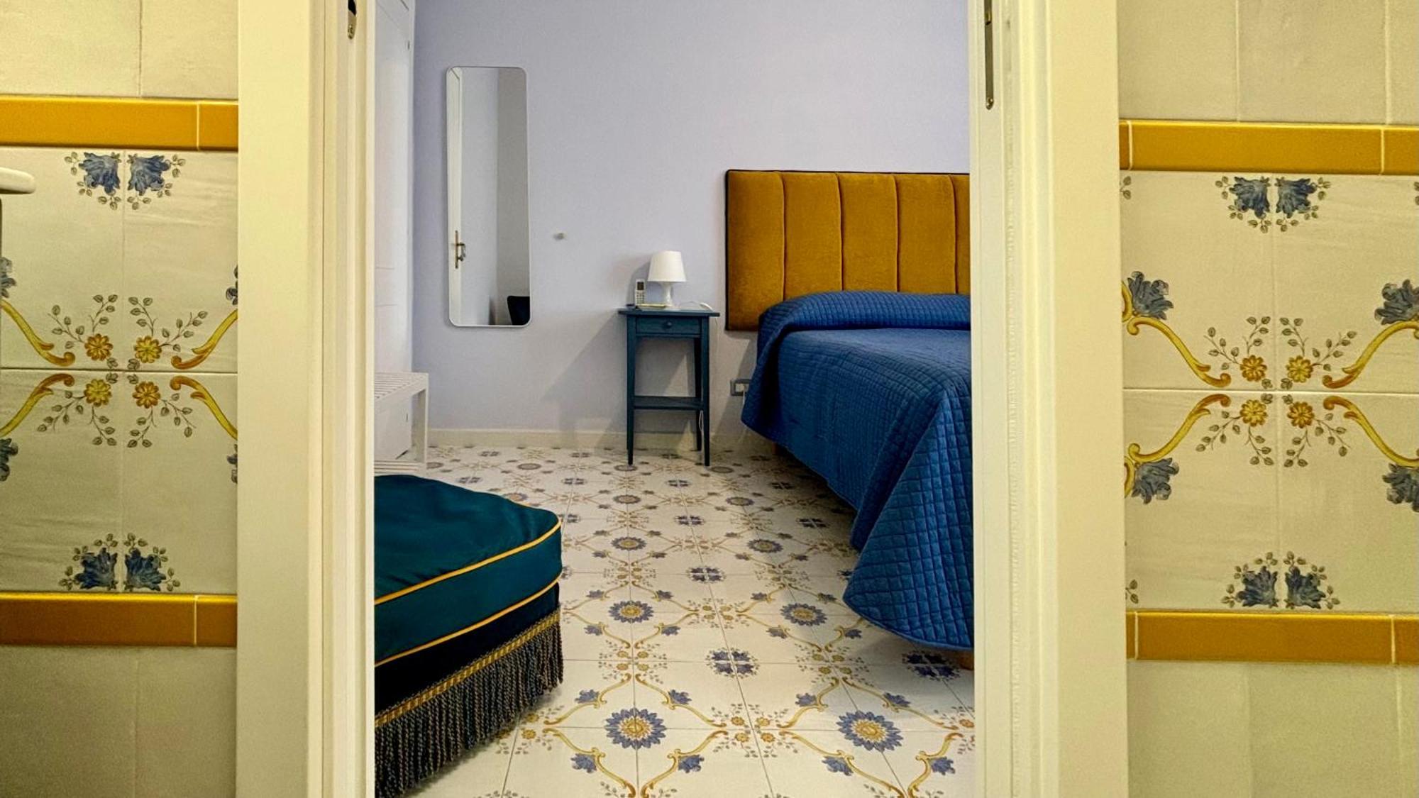 Bluemagi Hotel Sorrento Bagian luar foto